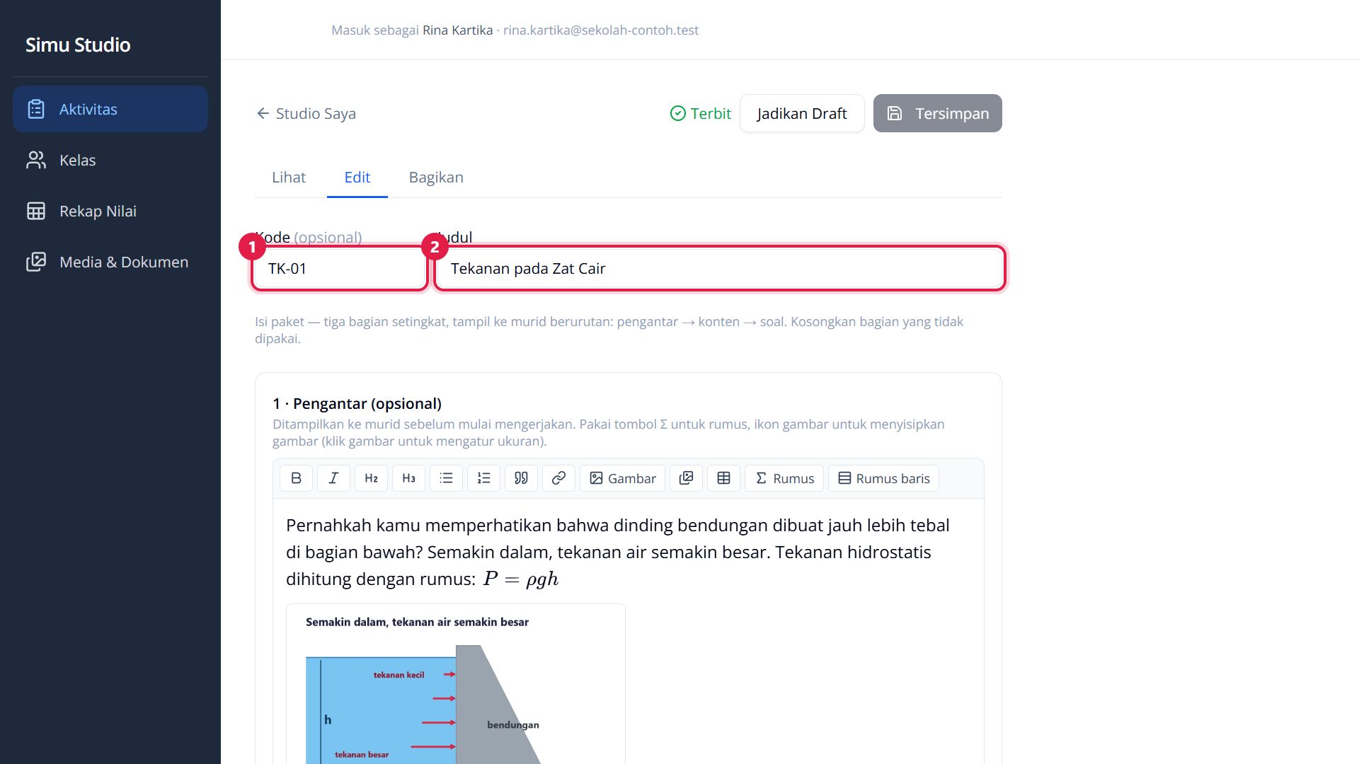 Kolom Kode dan Judul di editor aktivitas